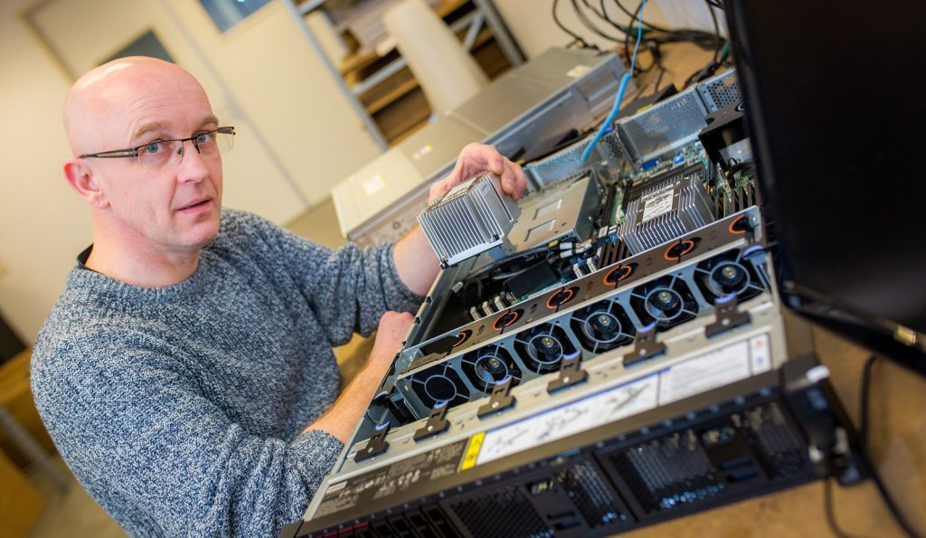 server-heatsink-vervanging